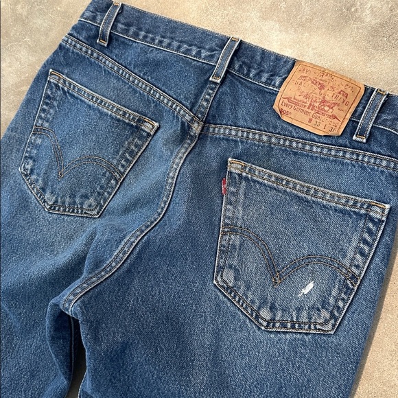Vintage 2003 Levi’s 505 Jeans - Picture 9 of 13
